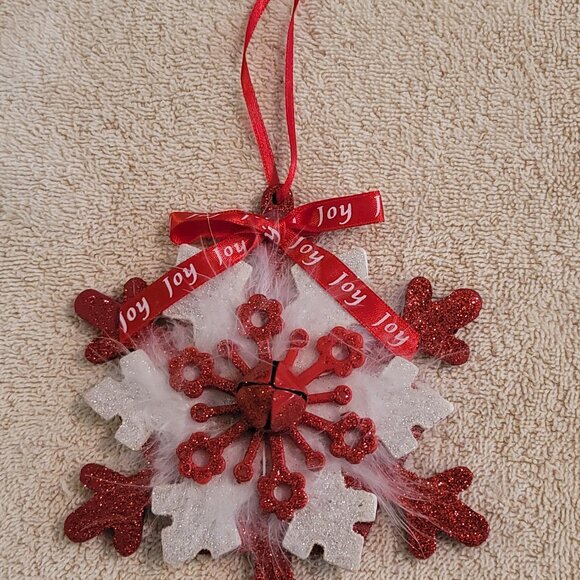 7 Assorted Christmas items              (7 items total) - Picture 2 of 7